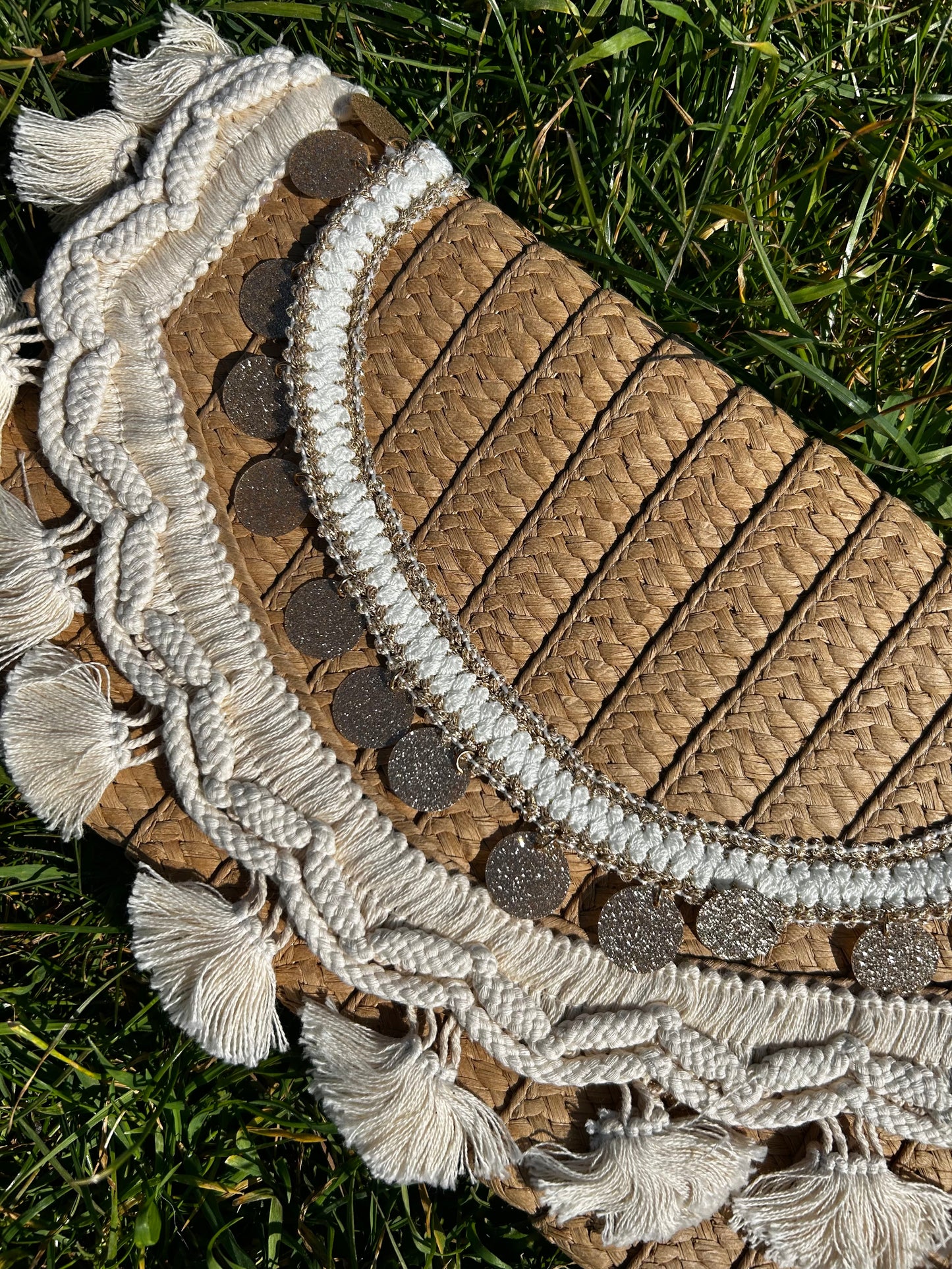 Shelley Straw Tassel Bag